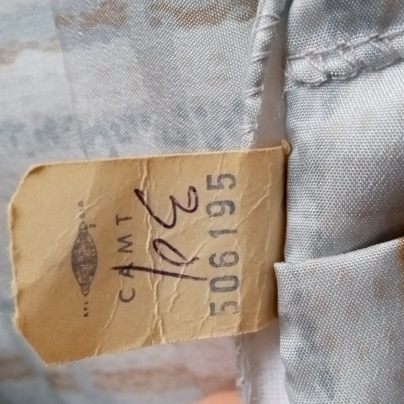 Vintage ILGWU small (?) checked pleated skirt - Picture 9 of 9